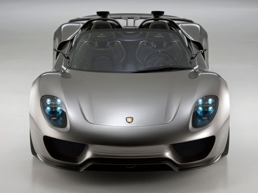  Porsche 918 Spyder Concept 2010 года  (фото 14 из 54)